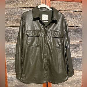NWT!! Stoosh Olive Faux Leather Jacket Size Small Pockets Snap Up